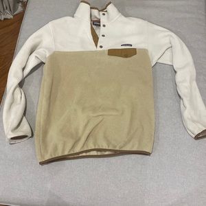 patagonia synchilla tan and white